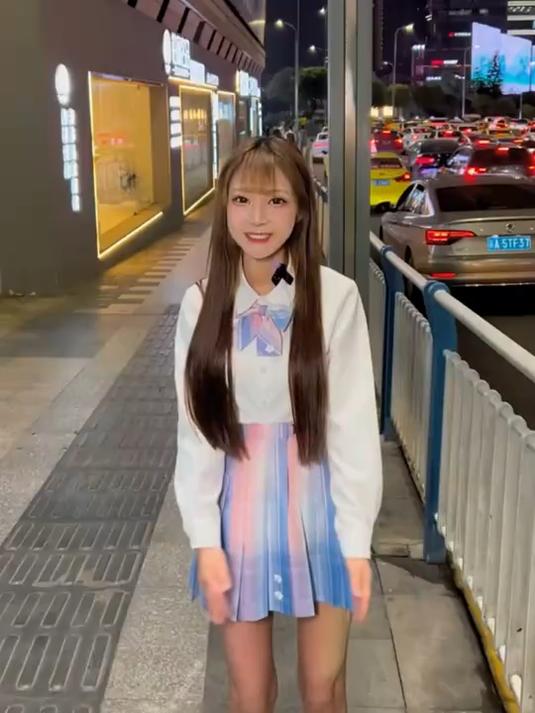 一整个章鱼的章鱼小丸子，你吃过吗？