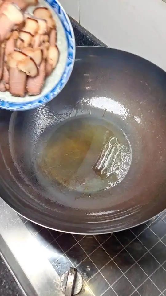 下饭菜,折耳根炒腊肉