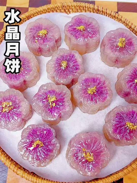 中秋吃够了传统月饼就做做这个水晶月饼吧,软糯Q弹不甜腻,做法特别简单