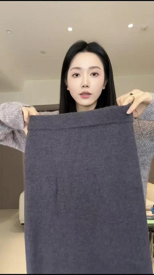 直播间浮力中,点击头像进入直播间 高品质女装 女装穿搭 优雅气质穿搭 时尚穿搭 冬季穿搭