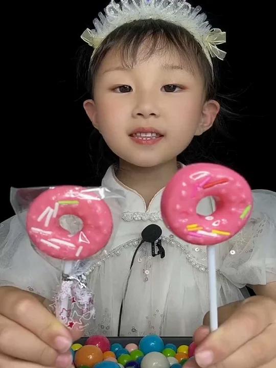 粉色的甜甜圈你们吃过吗