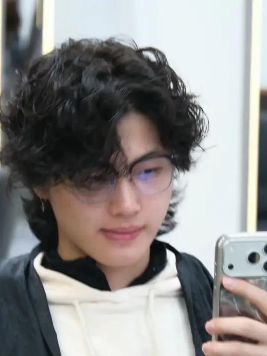 男生狼尾鲻鱼头卷发