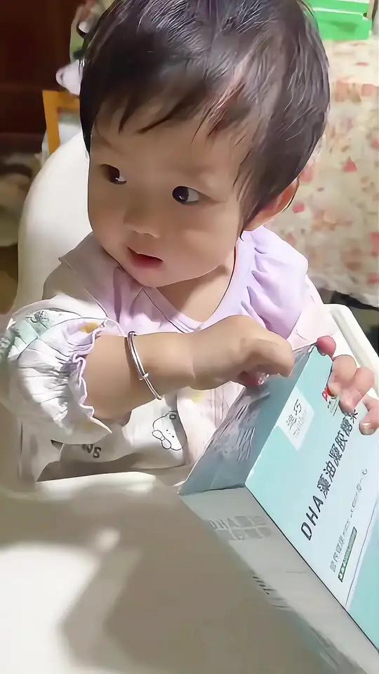 宝妈看过来!6月+宝宝DHA挑选指南,我家就认准这款!宝宝6个月以后,DHA就要赶紧安排上