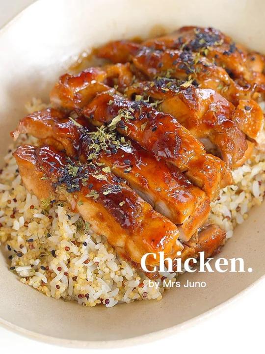 低卡减脂餐又被全家人夸的蜜汁鸡腿饭