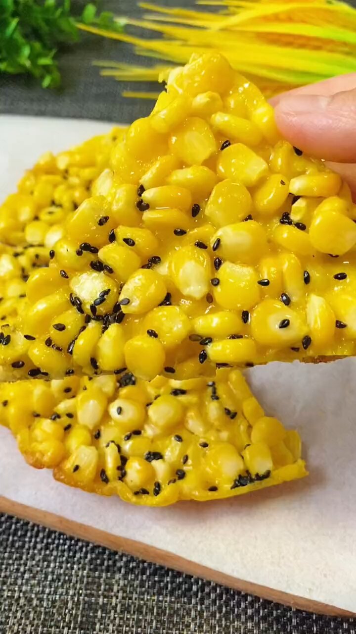 很多人做的玉米烙都不成形按照这个步骤和方法做出来的特别漂亮