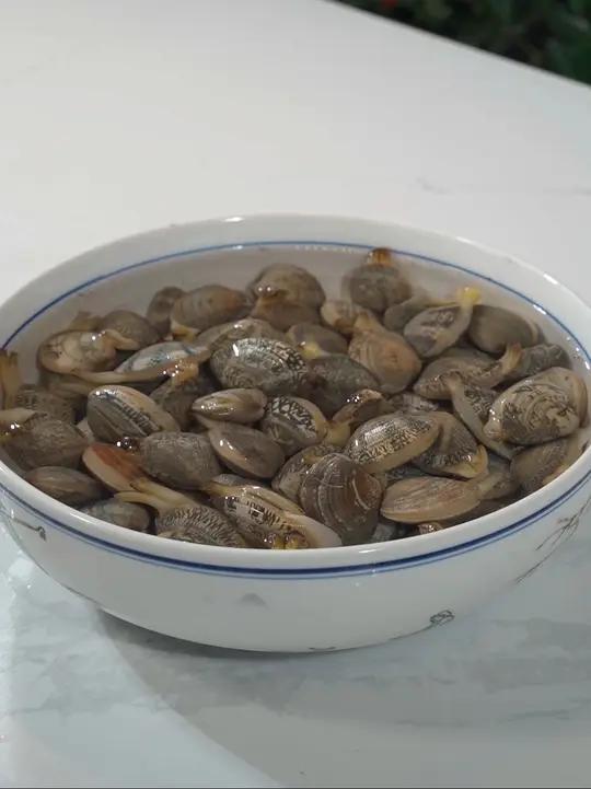 好吃到流泪的芥末花甲,三分钟就能做好,鲜甜肥美又快手