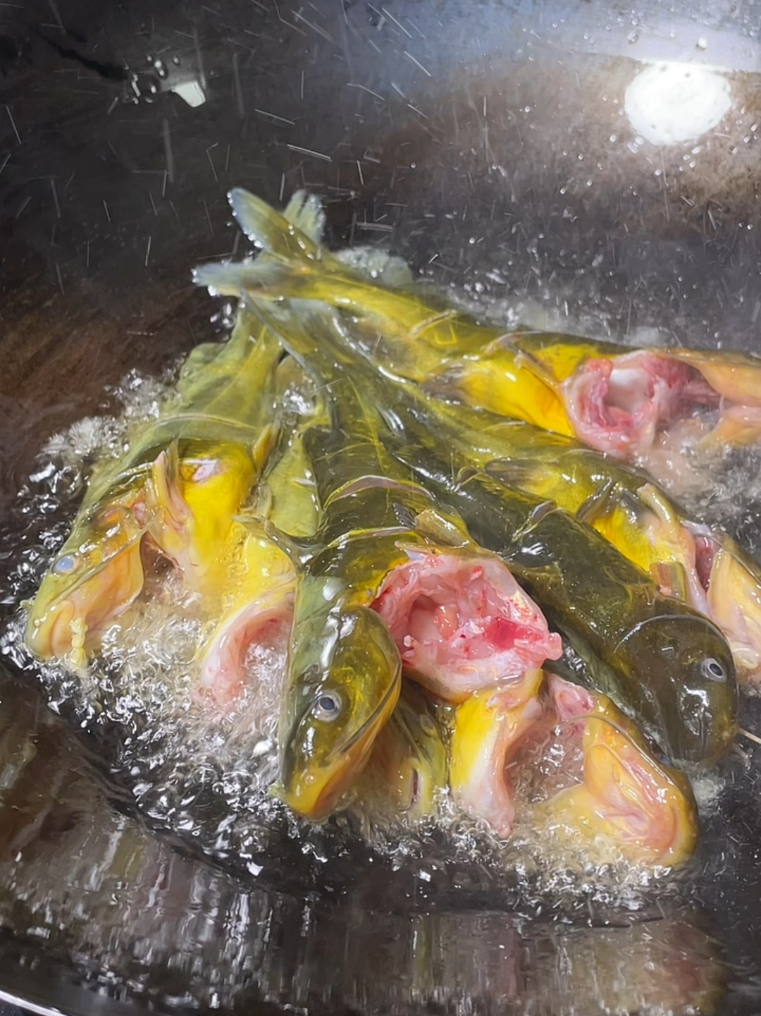 江西经典名菜黄丫头烧豆腐,汤鲜浓稠超好吃
