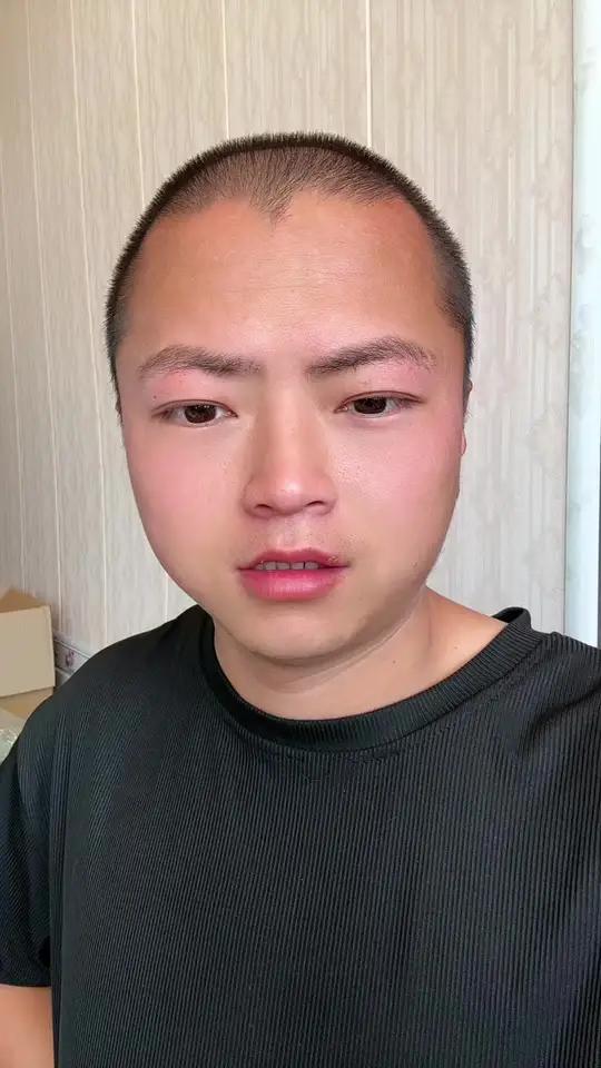 今年龙虾不贵啊,小青5块,100块钱10斤挣50