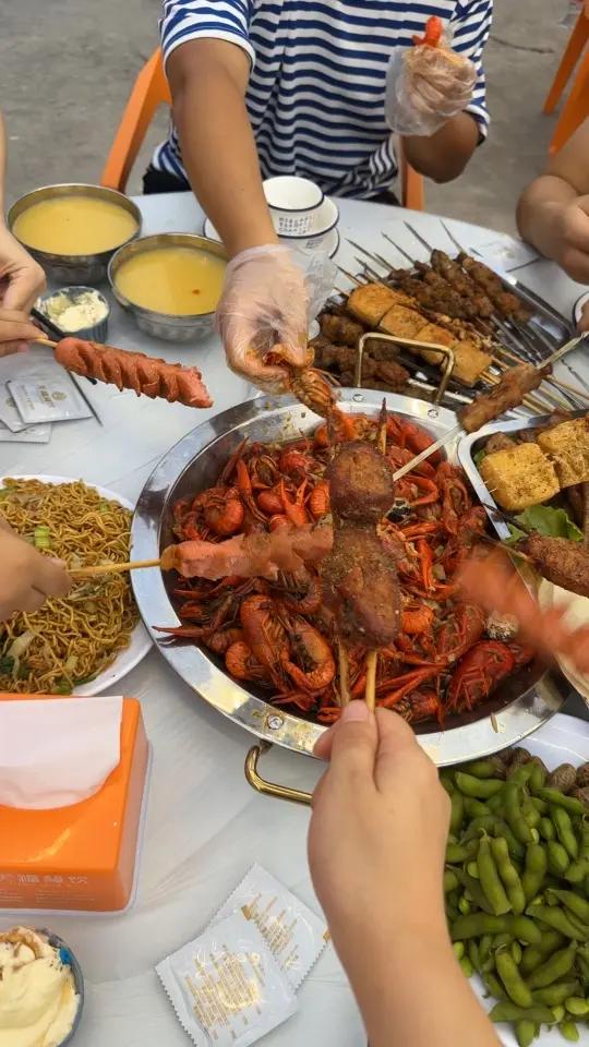 人类幼崽 小龙虾