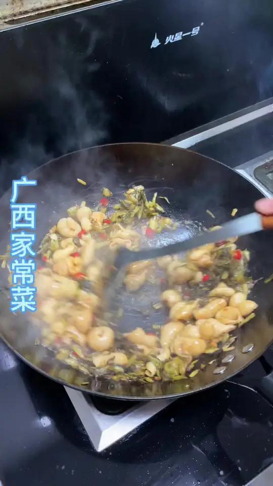 欢迎来到美丽的大广西,现在带你走进广西吃的家常菜