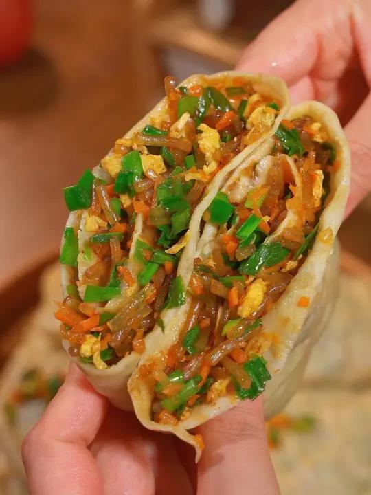 河南特色美食蒸菜莽,皮薄馅多又好吃 美食 河南特色美食 家常美食 菜莽