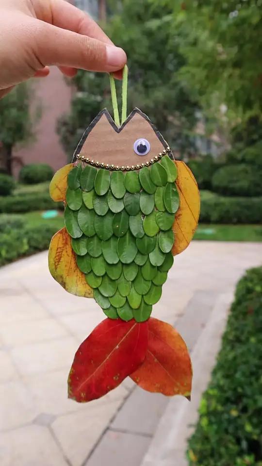 捡点树叶,做个好看的小鱼挂饰 手工diy 树叶画 树叶贴画