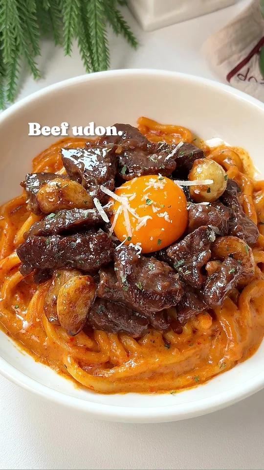 一口沦陷辣咖喱牛肉乌冬面奶香浓郁巨香