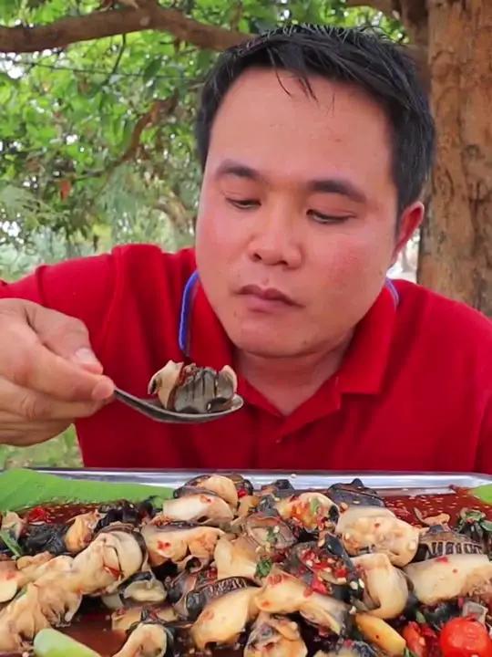 酸辣凉拌大海螺肉小嫩树芽 海鲜美食泰国大叔泰国美食内容启发搜索种草激励计划