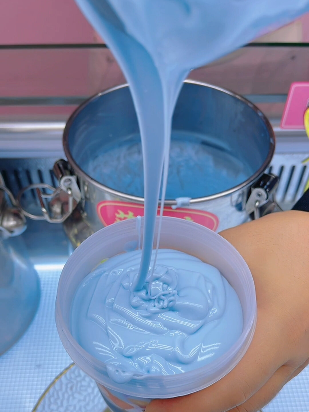 我们家的酸奶为什么做的这么粘稠拉丝?