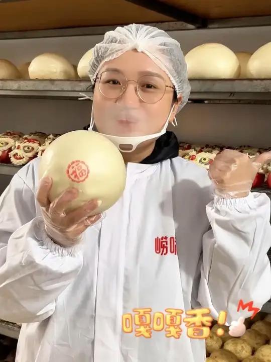 馒头顶流来啦 一秒回弹不塌陷王哥庄大馒头