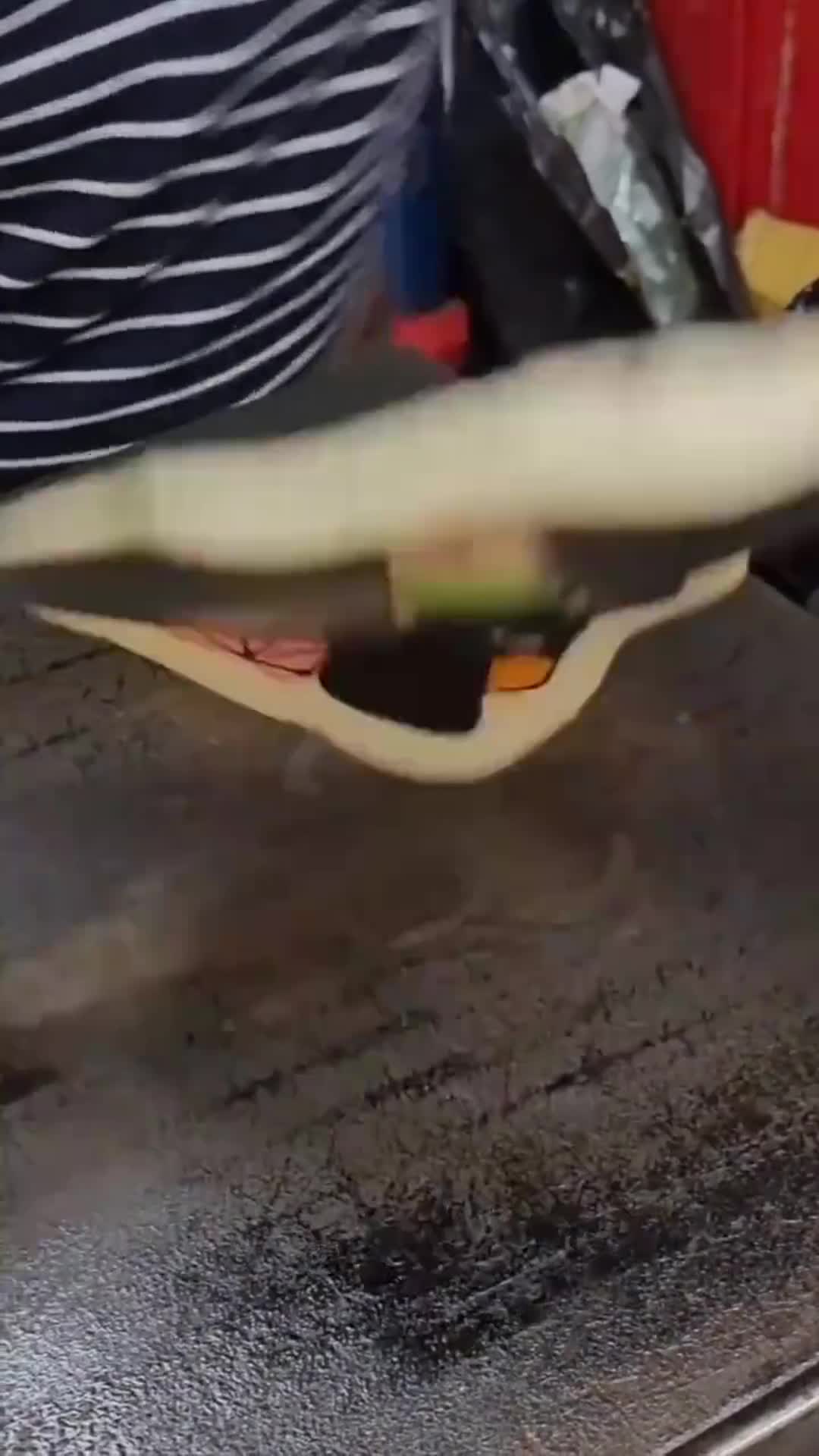 街头艺术煎饼摊，超酷街头小吃！