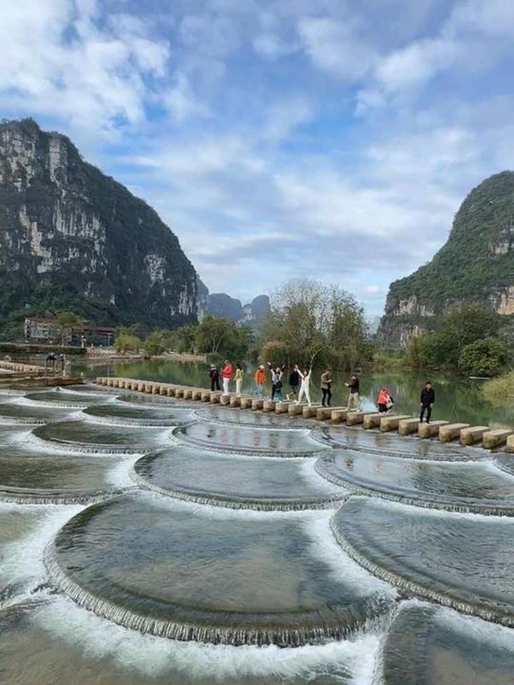 探秘美丽鱼鳞坝，感受独特旅游风情
