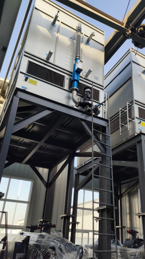 璟南蒸发冷螺杆式冷水机组安装现场