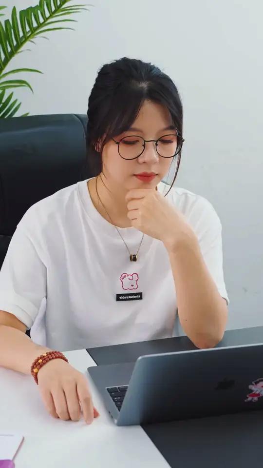 ∞注意看 这无骨鸭掌到底有谁能拒绝啊!