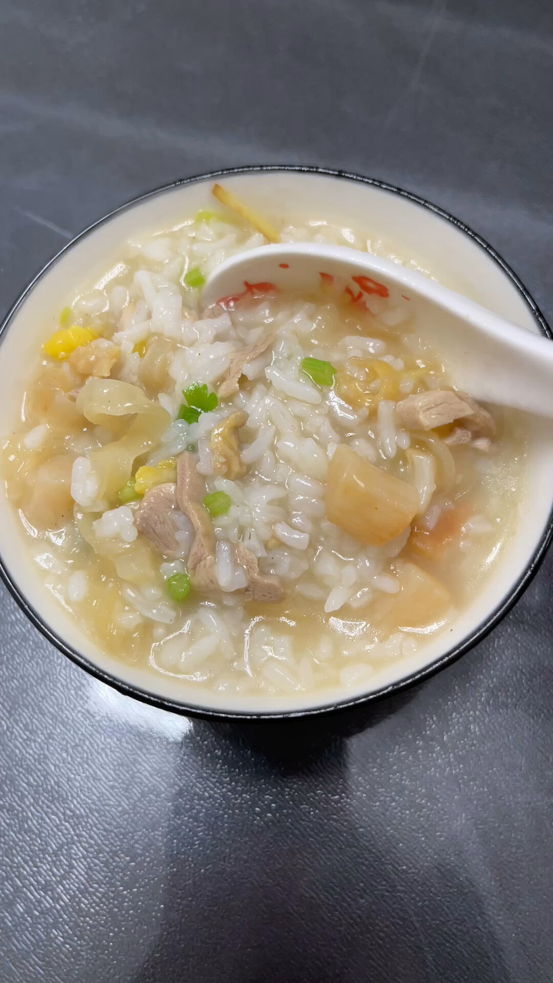 最成功的一次鸡肉鱼胶粥 满满的胶原蛋白