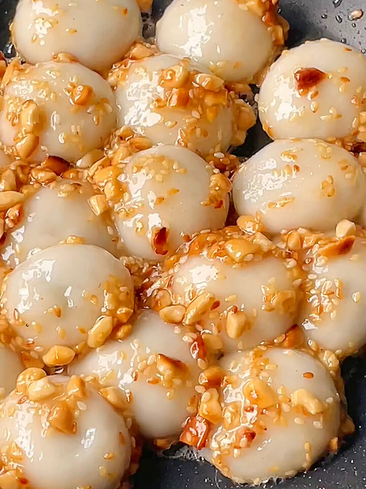 汤圆新吃法|糯叽叽能拉丝花生芝麻炒汤圆