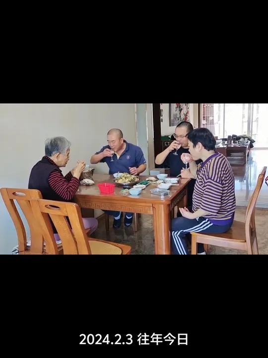 山东两口去哥家看老妈,包鸦片鱼水饺,一鱼两吃