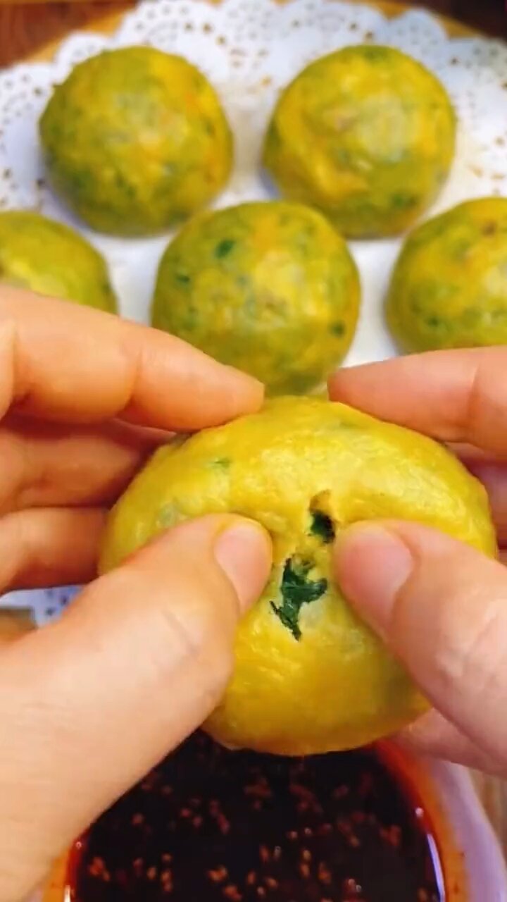 玉米面菜团子的做法