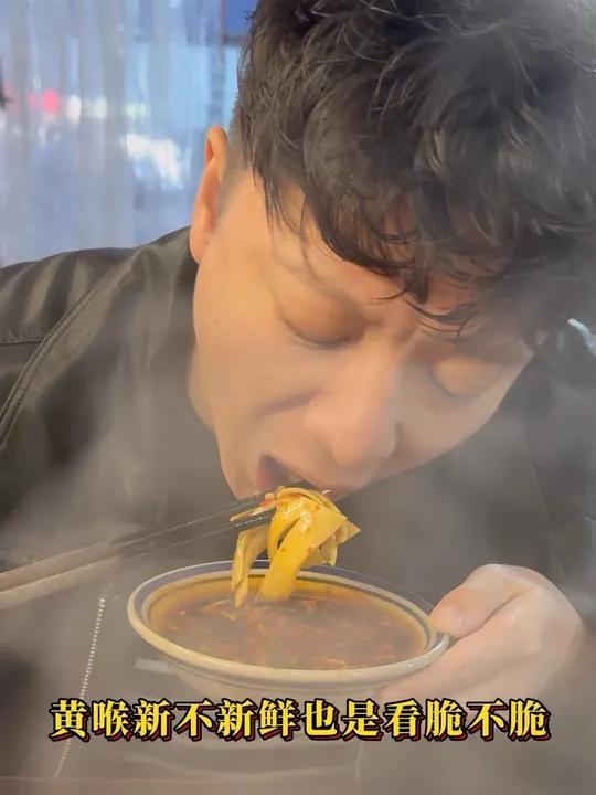 冬天必须要吃火锅呀朋友们!纯手工的菜品现在不多见了～