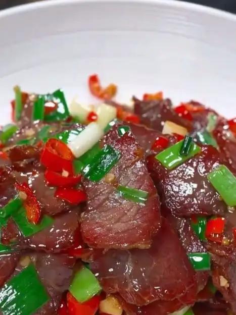 黄三爷腊黄牛肉100g农家柴火烟熏正宗湖南腊牛肉腊肉干货爆款