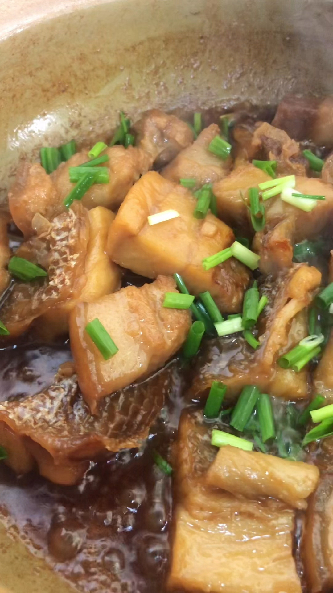 红鱼干炖五花肉家常做法