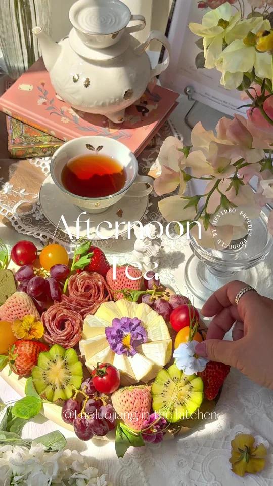 自带柔光感的春日下午茶爱丽丝的兔子洞