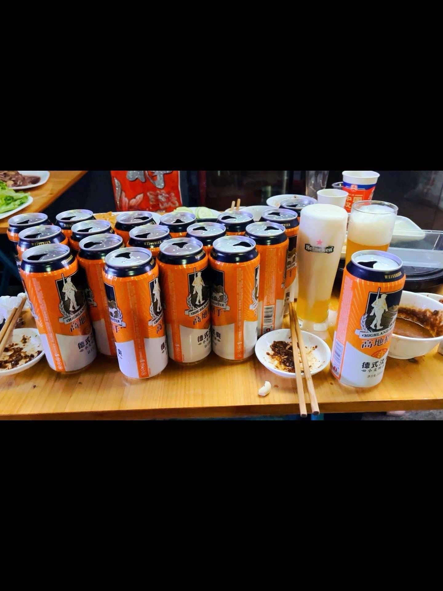 选择你能承受的,承担你所选择的,在一地鸡毛的生活中,即使暗流涌动,也要奋勇前行,如果事与愿
