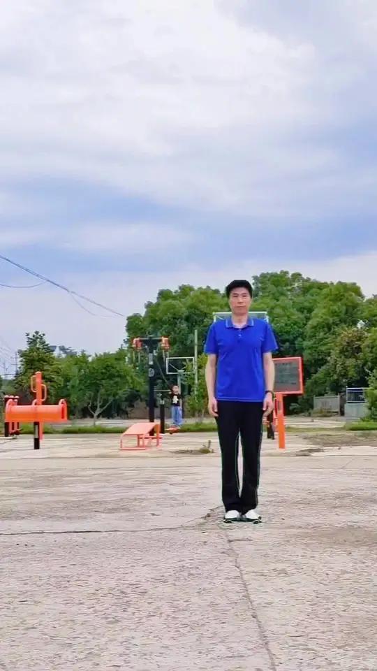 变形长勃子 变形金刚无限循环飞天搞笑热门这个勃子还会跳舞!