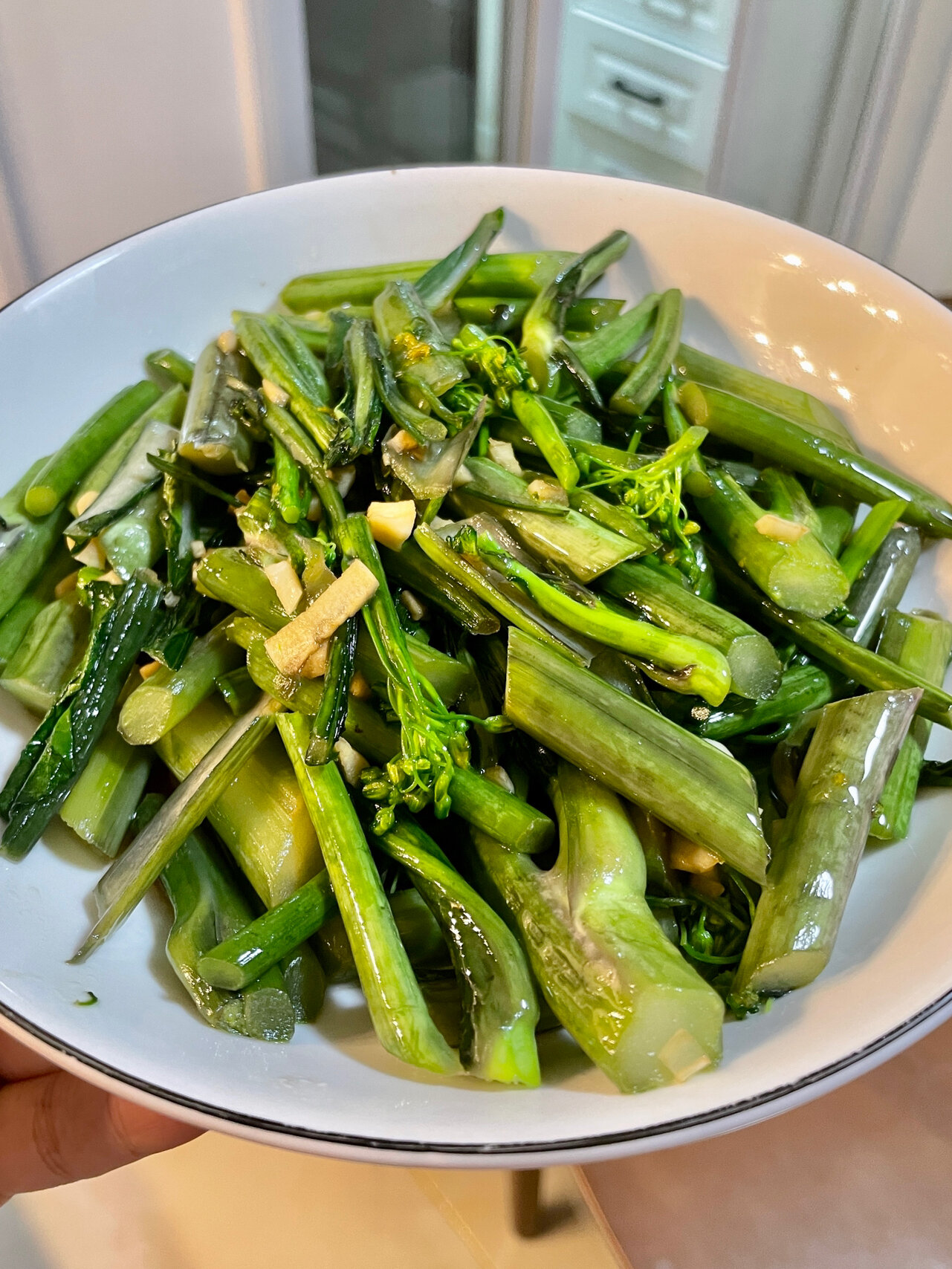 清炒红菜苔