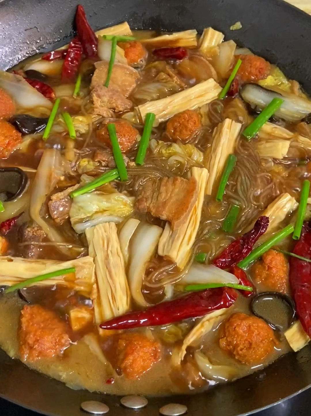 家常版熬菜 简单又好吃 配上馒头稀饭 撩咋咧