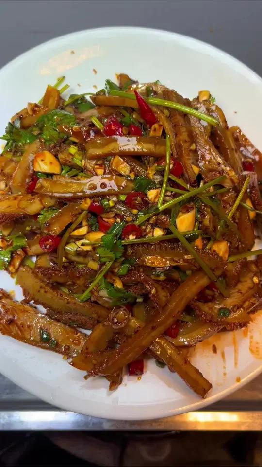 江西人都爱的下饭菜,凉拌牛肚丝#凉拌菜 #开胃菜 #凉拌菜做法 #凉拌牛肚