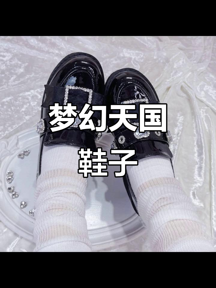 天国梦境系列:精致蕾丝蝴蝶结与十厘米高跟鞋的完美结合