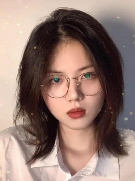 女生鲻鱼头 昆明剪发昆明短发昆明染发