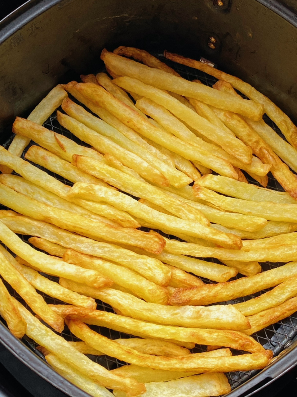 空气炸锅炸薯条,我妈尝了一口,让我原地开店