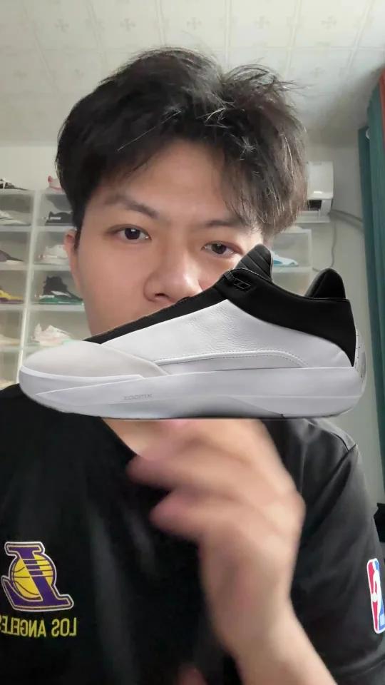 AJ40太丑了？错！它就应该是这样！