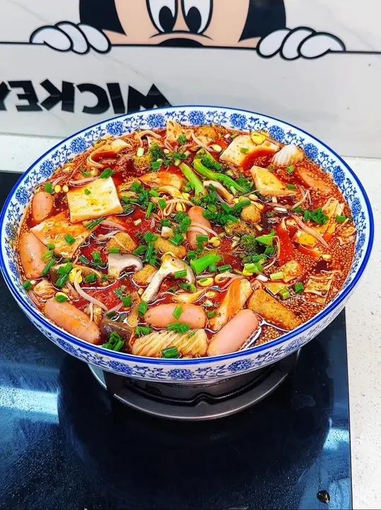 夏天没胃口不知道吃啥,就试试这个钵钵鸡 好吃又下饭