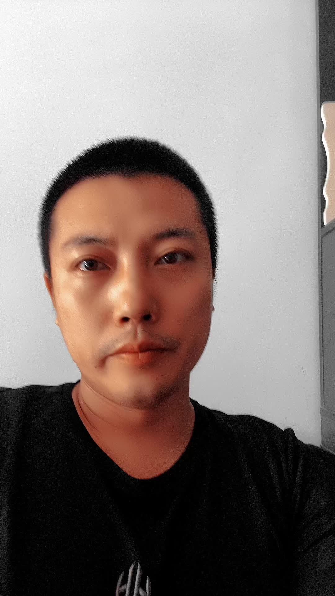 金枪大叔说的 金枪大叔 哎,余蠢到无药可救,有人宁可失业也不去做销售,还觉得销售是一个特别
