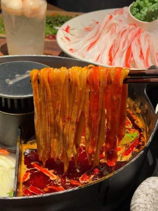 让富婆朋友请你吃火锅，谁懂这一口的好吃程度