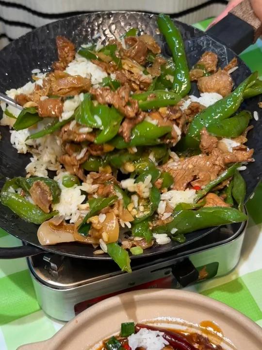 上海我最害怕倒闭的辣椒炒肉盖饭