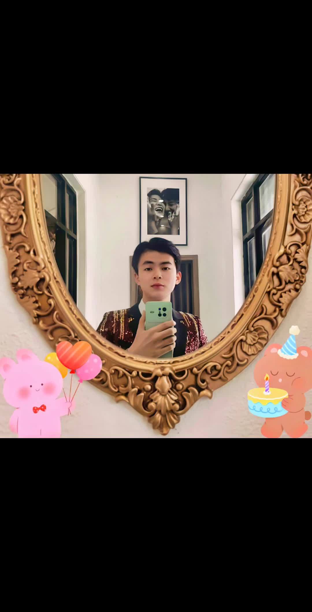 岁月是把杀猪刀,今天又来切蛋糕!生日 生日文案 一岁一欢喜岁岁皆如意 二十岁后的人生好像按