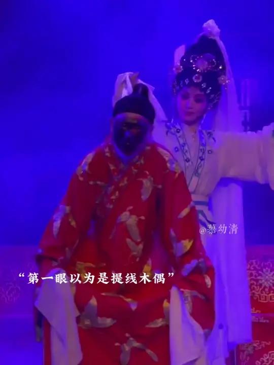 “纸片人”功夫了得,这大概就是传统艺术的魅力吧