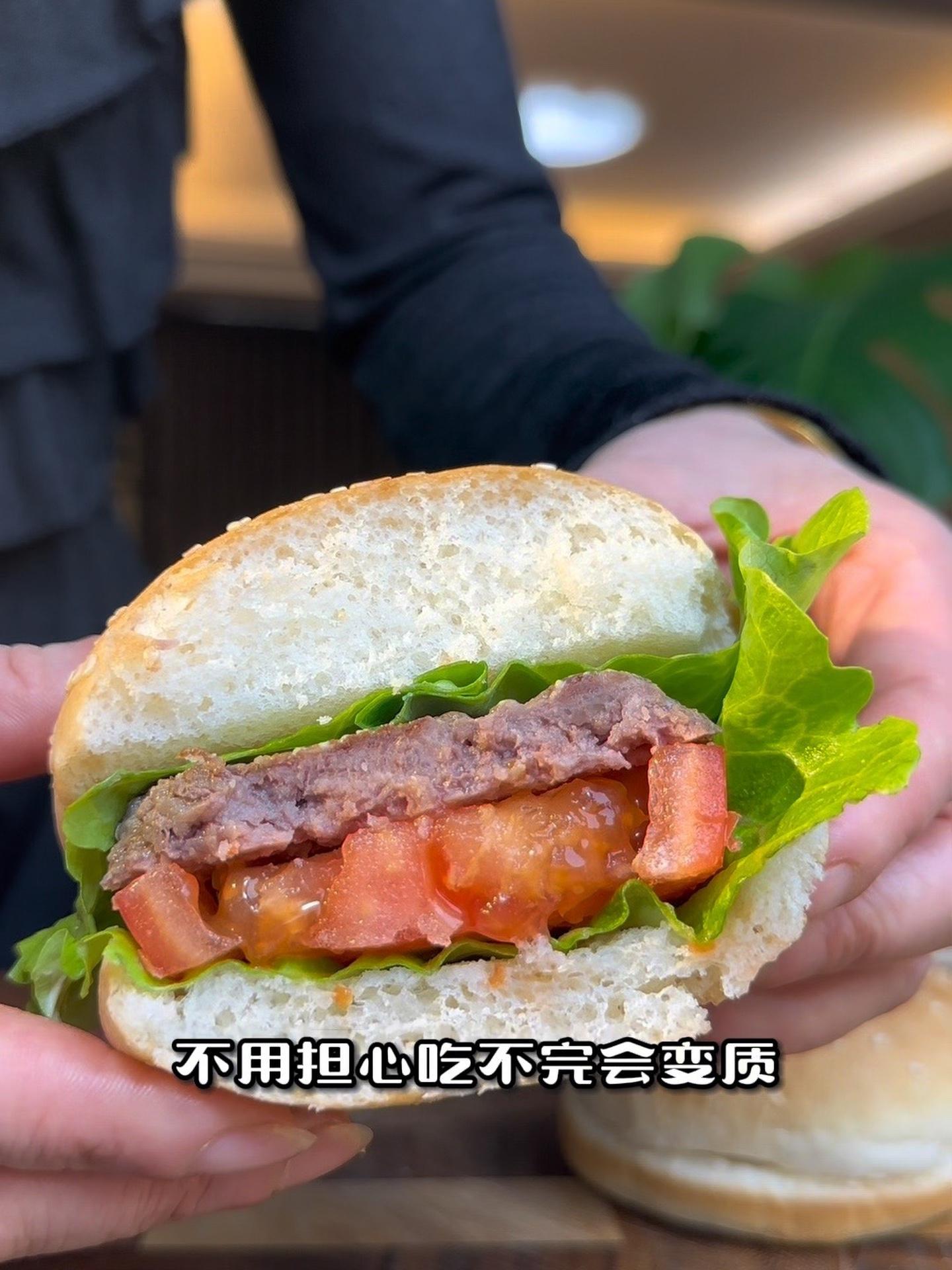 在家也能轻松制作汉堡!喜欢吃啥就啥,太方便了,轻松拿捏家人的味蕾!汉堡 自制汉堡 早餐 汉