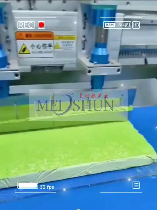  传统刀切蛋糕总掉渣?试试超声波流水线切割机!#慕斯蛋糕切割机瑞士卷切割机卷糕切片机冷冻蛋