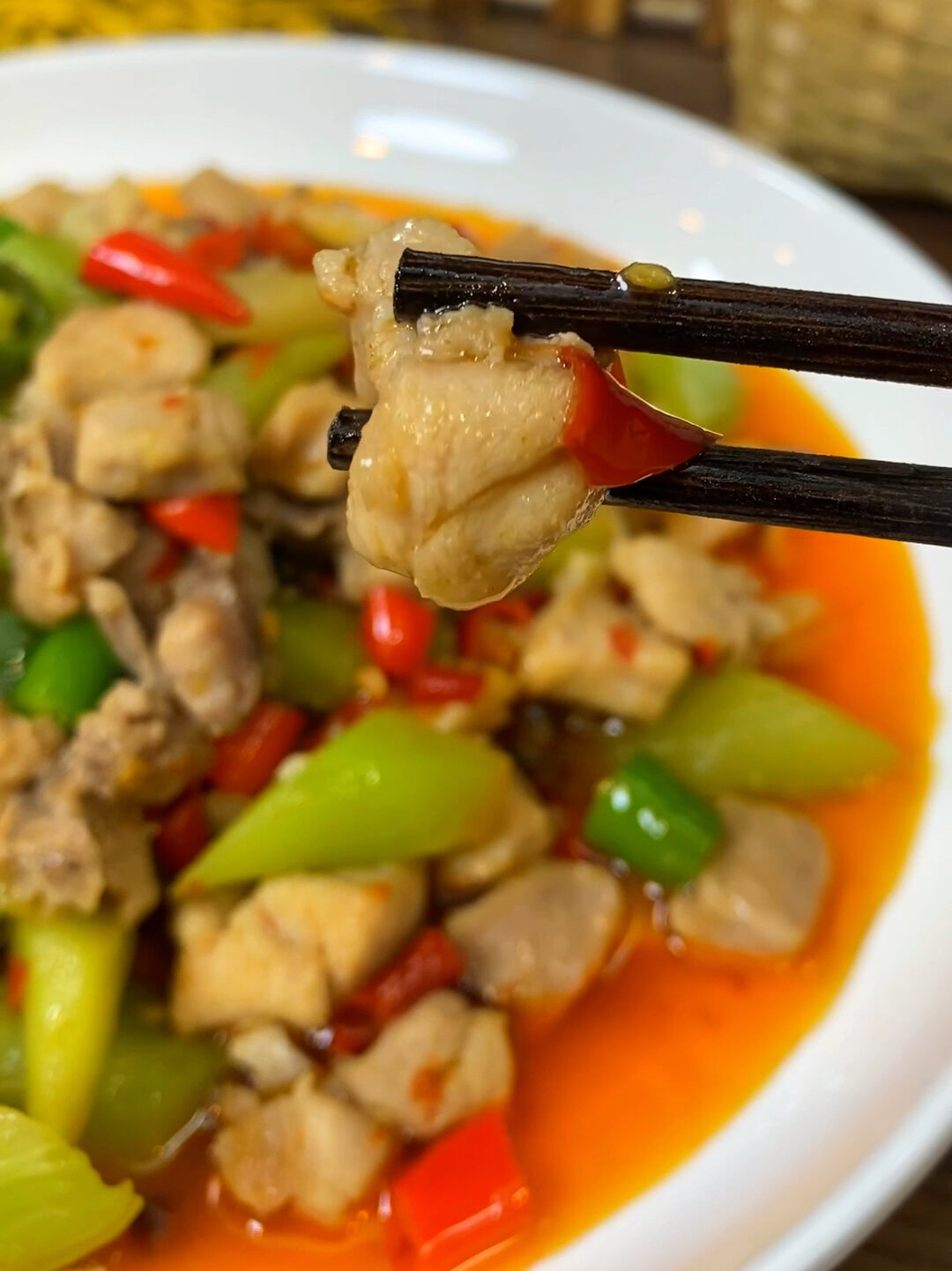 自贡特色家常菜又来了-生闷兔、赶紧安排起来